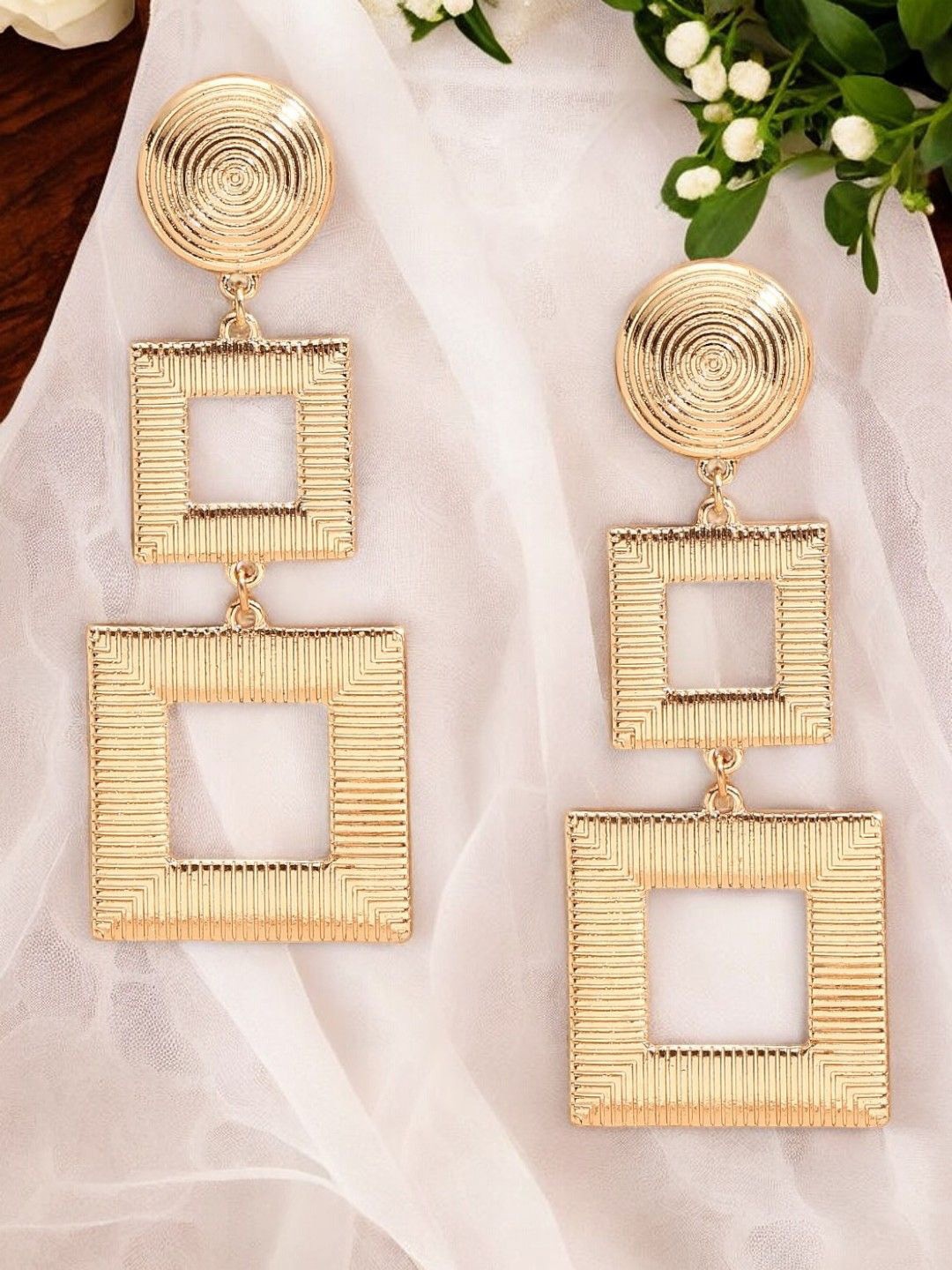 

fabula Sqaure Vintage Retro Drop Earrings, Gold