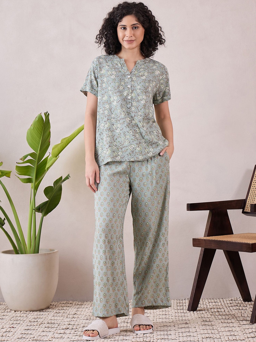 

July Women Floral Printed Night suit, Grey