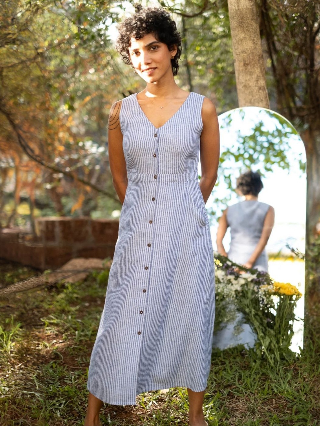 

Creatures of Habit Women Striped V-Neck Midi A-line Dress, Navy blue