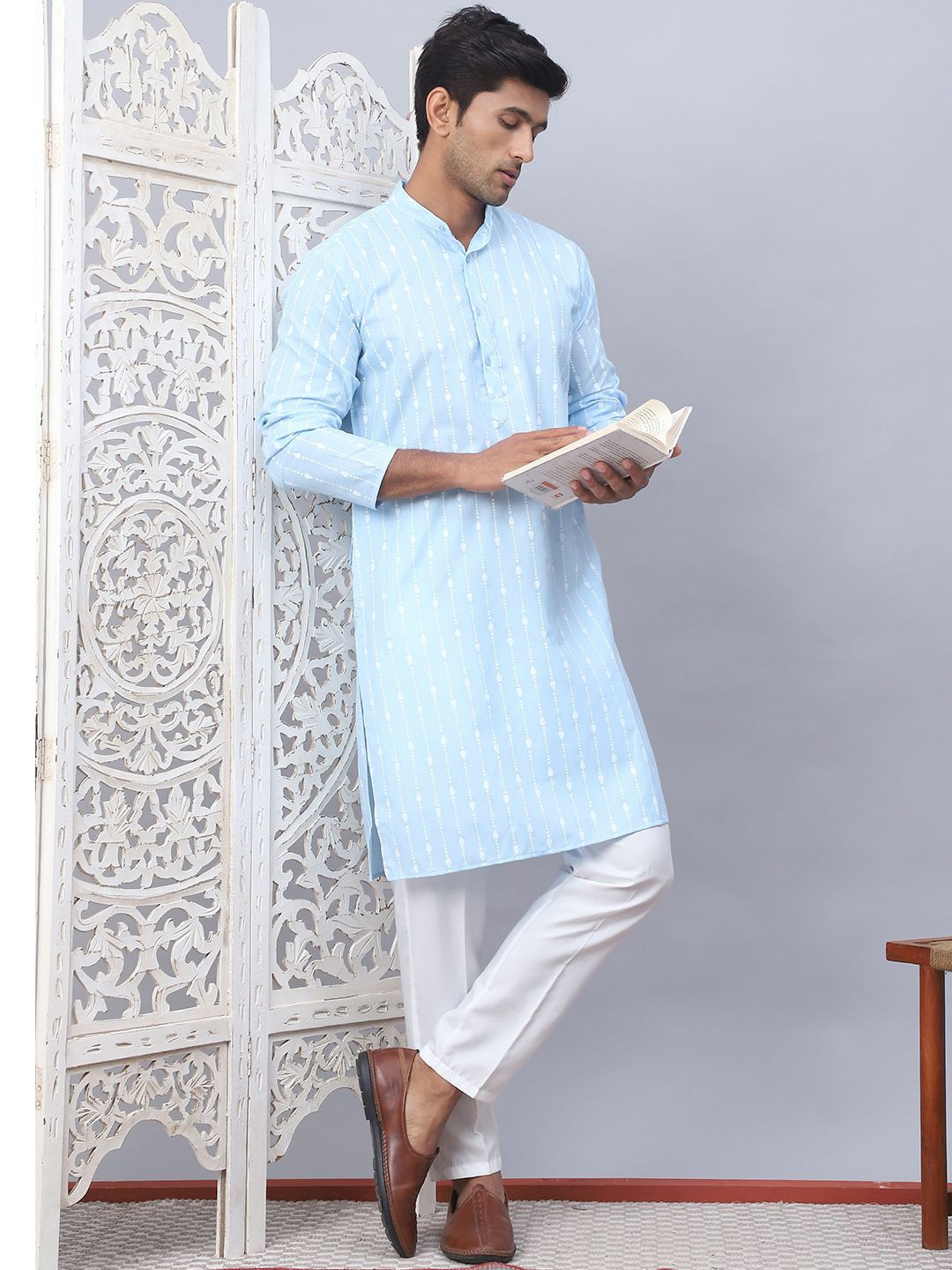 

Anouk Blue Geometric Printed Mandarin Collar Straight Kurta with Pyjamas