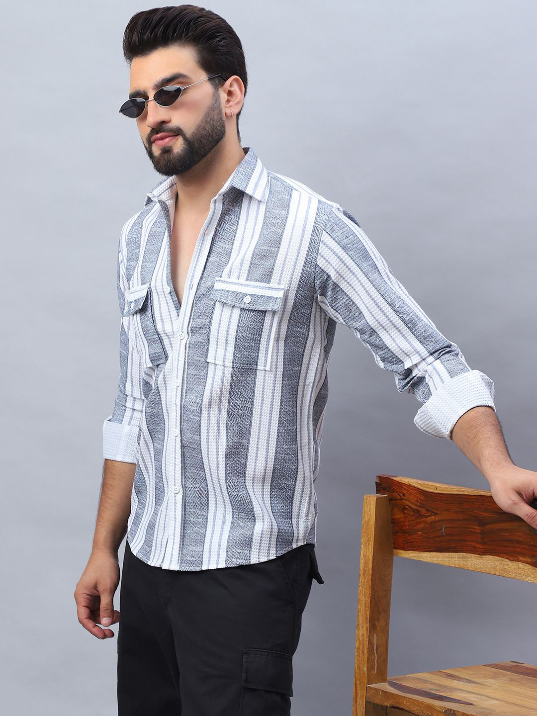 

Indian Needle Men Classic Vertical Striped Pocket Detailing Casual Shirt, Grey