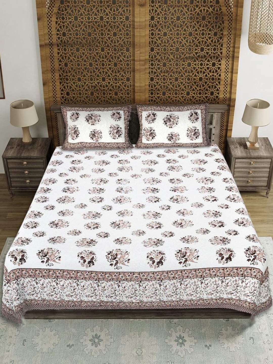 

EasyGoods Brown & White Cotton Floral 210 TC King Bedsheet with 2 Pillow Covers