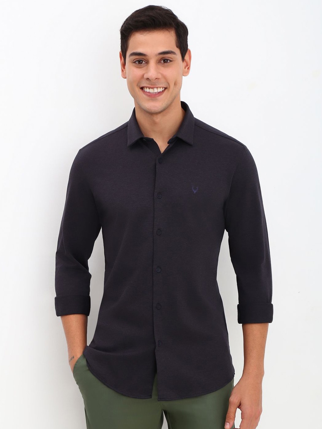 

Allen Solly Men Spread Collar Solid Cotton Slim Fit Casual Shirt, Black