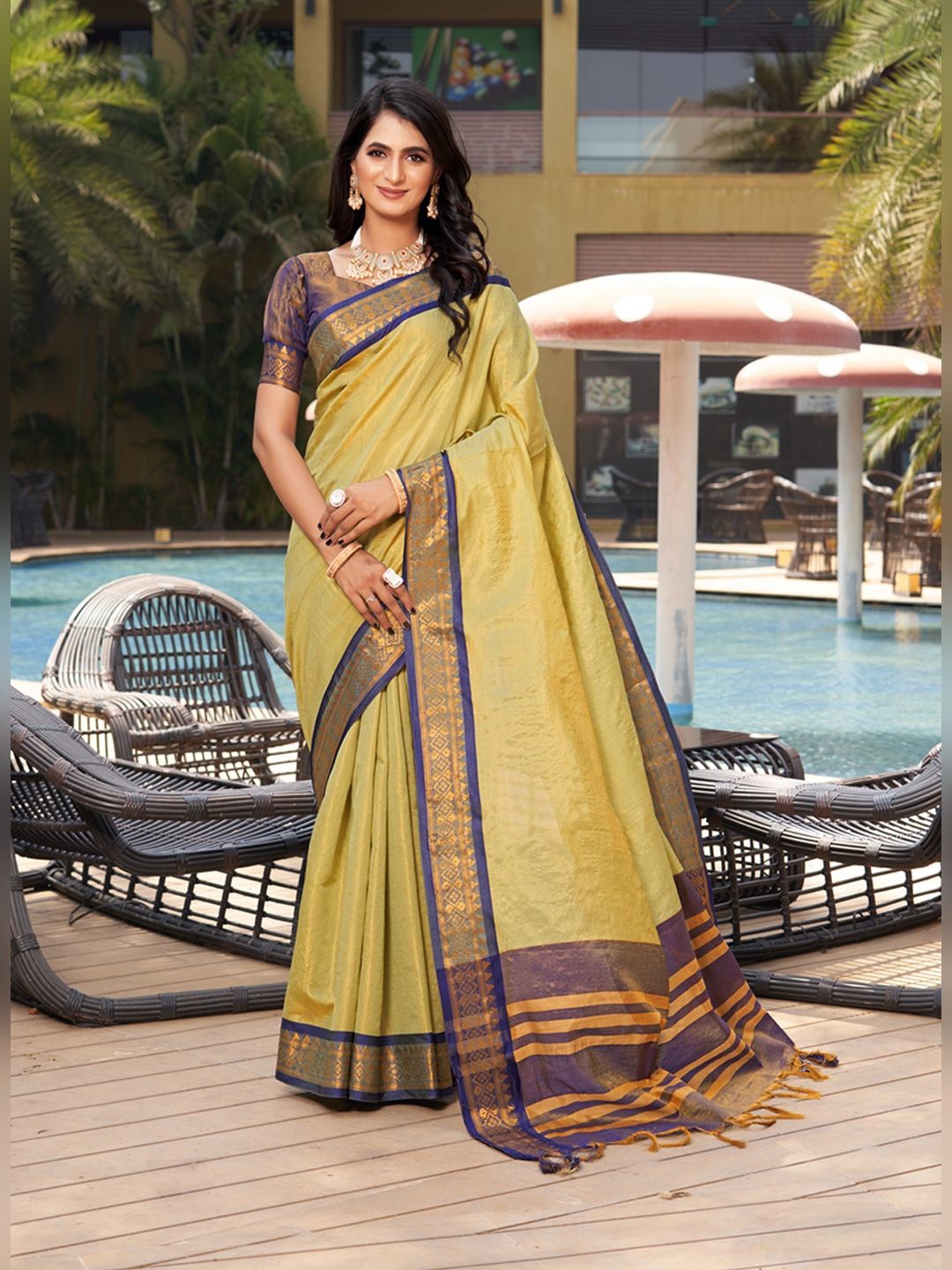 

SGF11 Pure Zari Heavy Work Kanjeevaram Silk Saree, Green