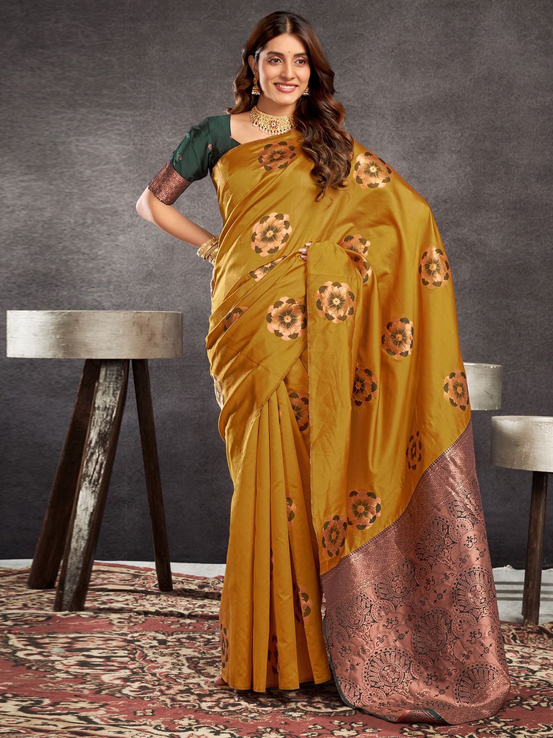 

Satrani Ethnic Motifs Zari Silk Blend Banarasi Saree, Yellow