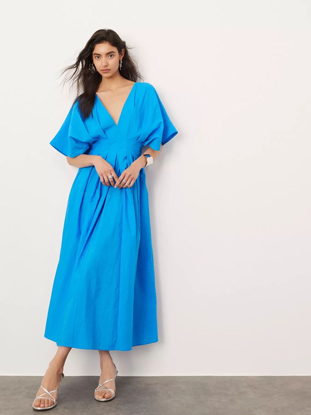 

StyleCast x Revolte V-Neck Fit & Flare Maxi Dress, Blue