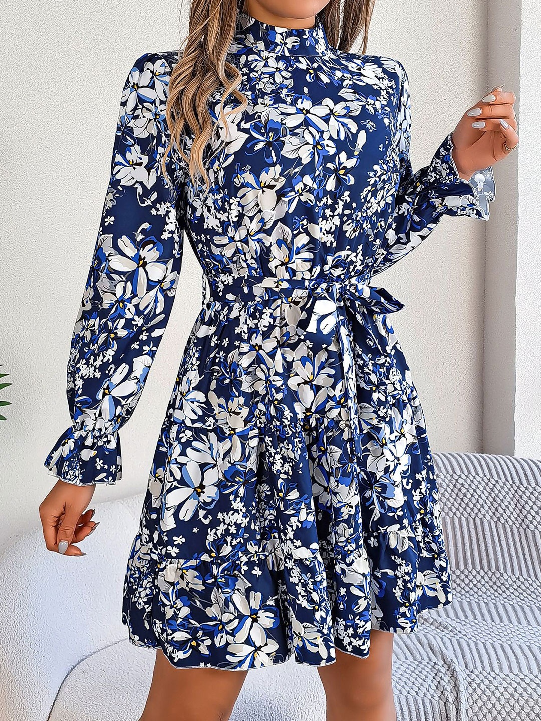 

StyleCast x Revolte Floral Print Bell Sleeve Fit & Flare Dress, Blue