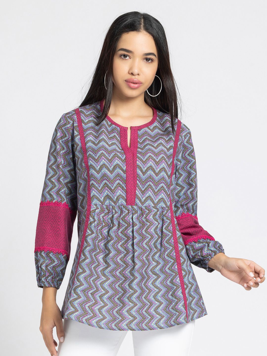 

SHAYE Women Chevron Printed Pure Cotton Empire Anarkali Kurti, Grey