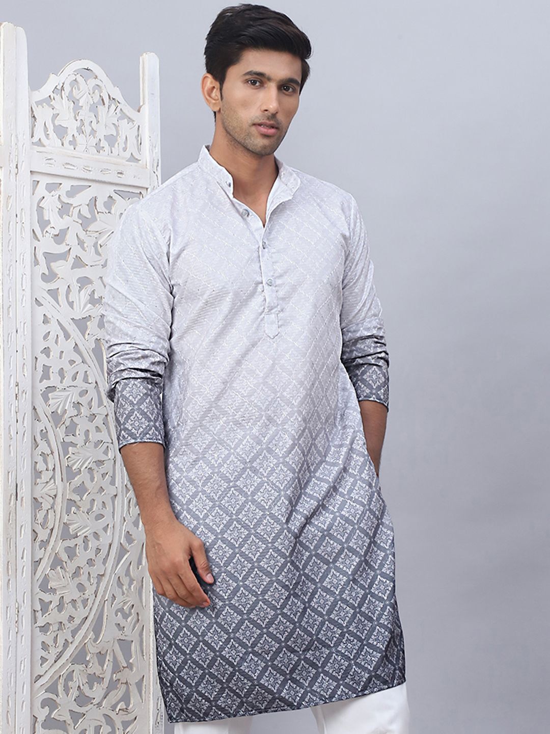 

Jompers Floral Printed Mandarin Collar Sequins Ombre Straight Kurta, Grey