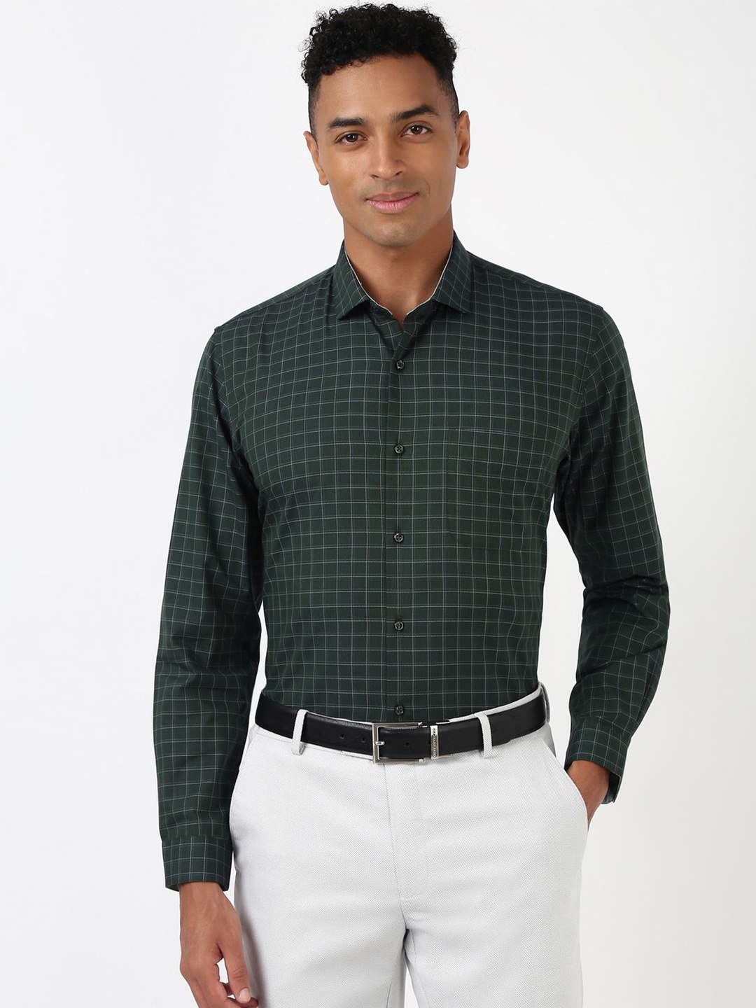 

Peter England Men Spread Collar Checked Polycotton Formal Shirt, Green