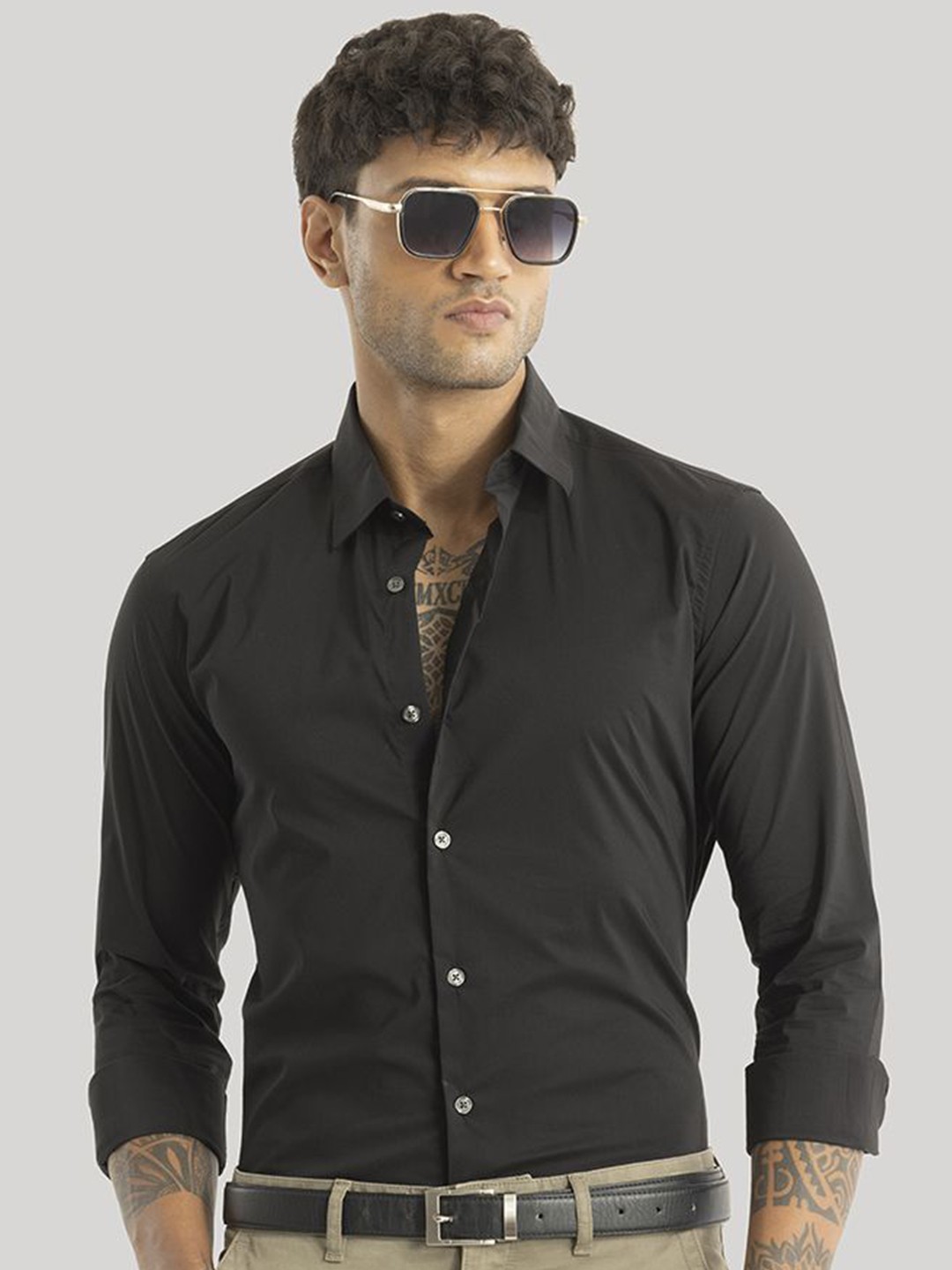 

Snitch Men Smart Slim Fit Solid Spread Collar Casual Shirt, Black