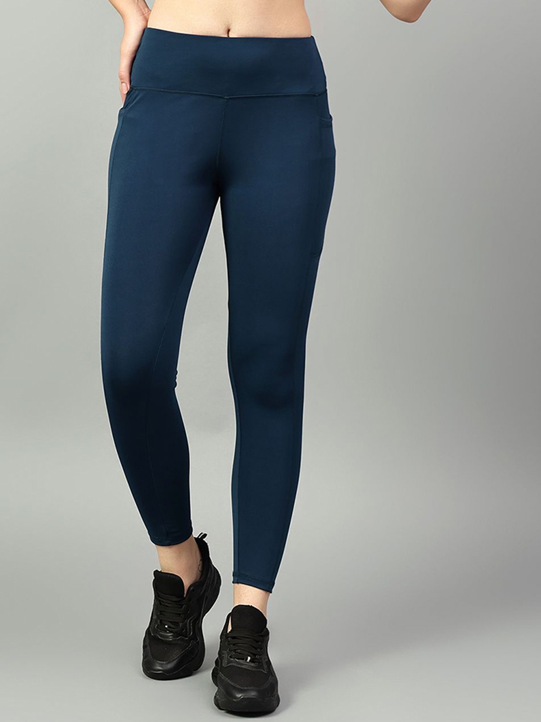 

COSVOS Women Dry Fit Ankle Length Tights, Blue