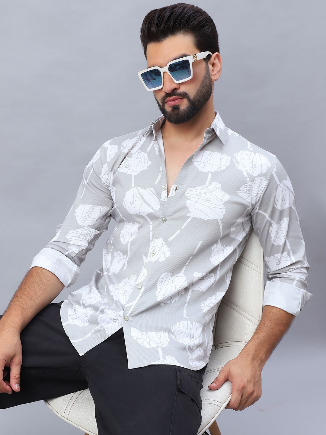 

Indian Needle Men Classic Abstract Printed Cotton Casual Shirt, Grey