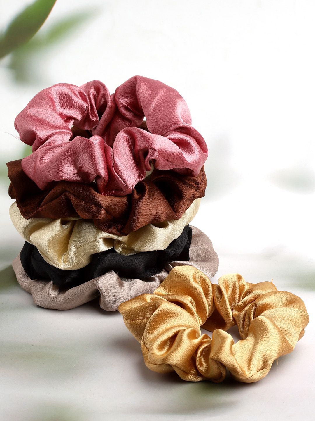 

VOGUE HAIR ACCESSORIES Women Ponytail Holders, Black
