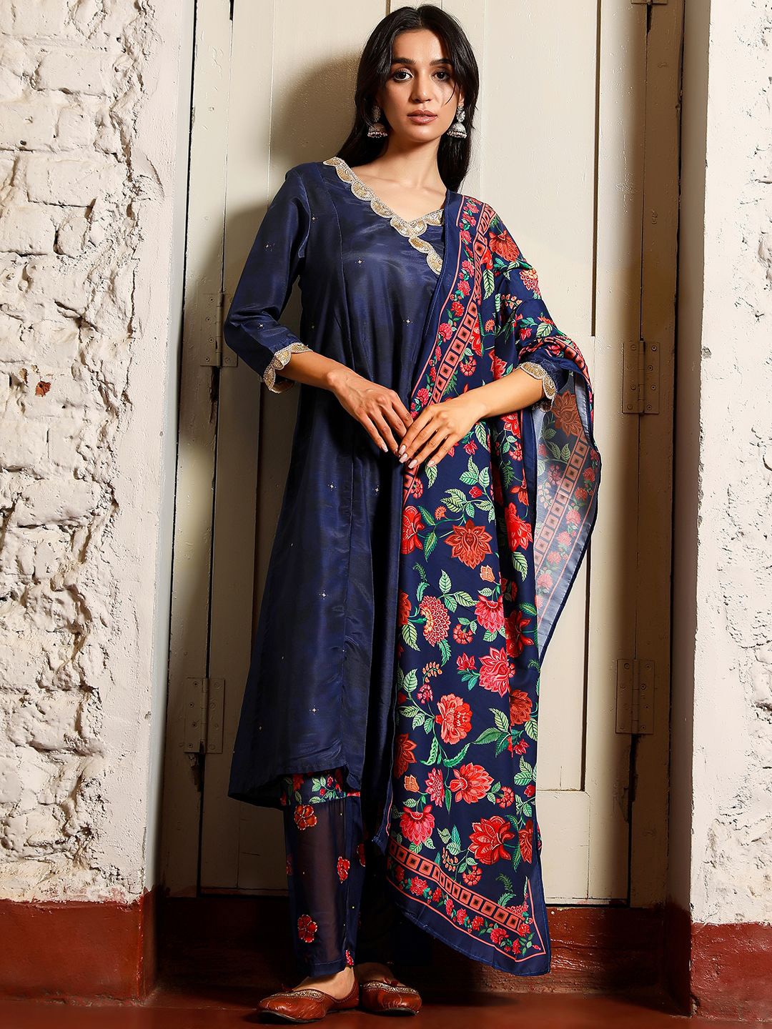

QISSA Floral Yoke Design Sequinned Straight Kurta & Trousers With Dupatta, Blue