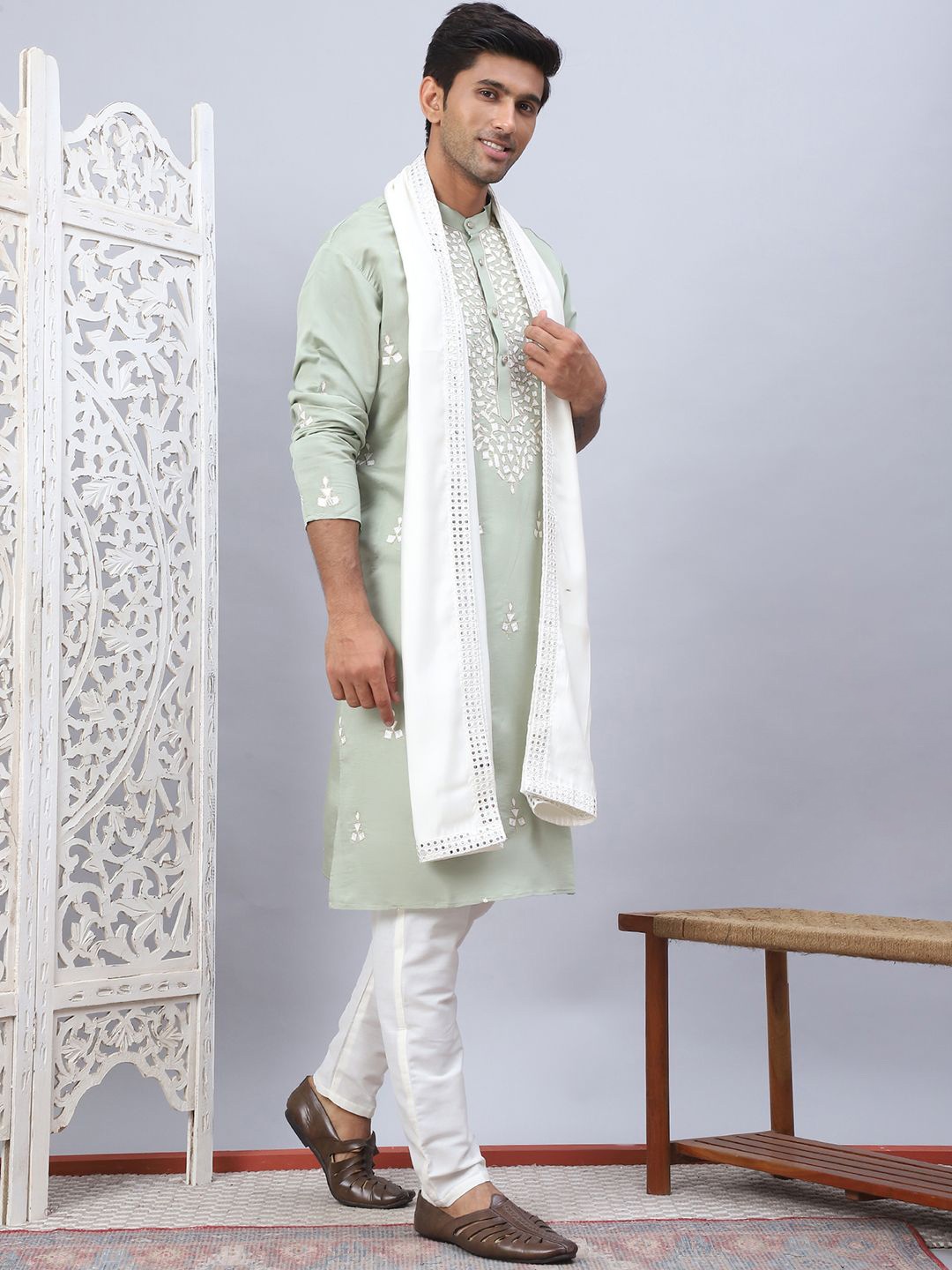 

Anouk Green Geometric Embroidered Thread Work Silk Cotton Kurta with Pyjamas & Dupatta