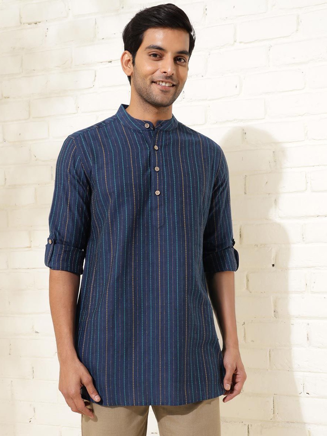 

Fabindia Striped Roll Up Sleeves Mandarin Collar Cotton Straight Kurta, Navy blue