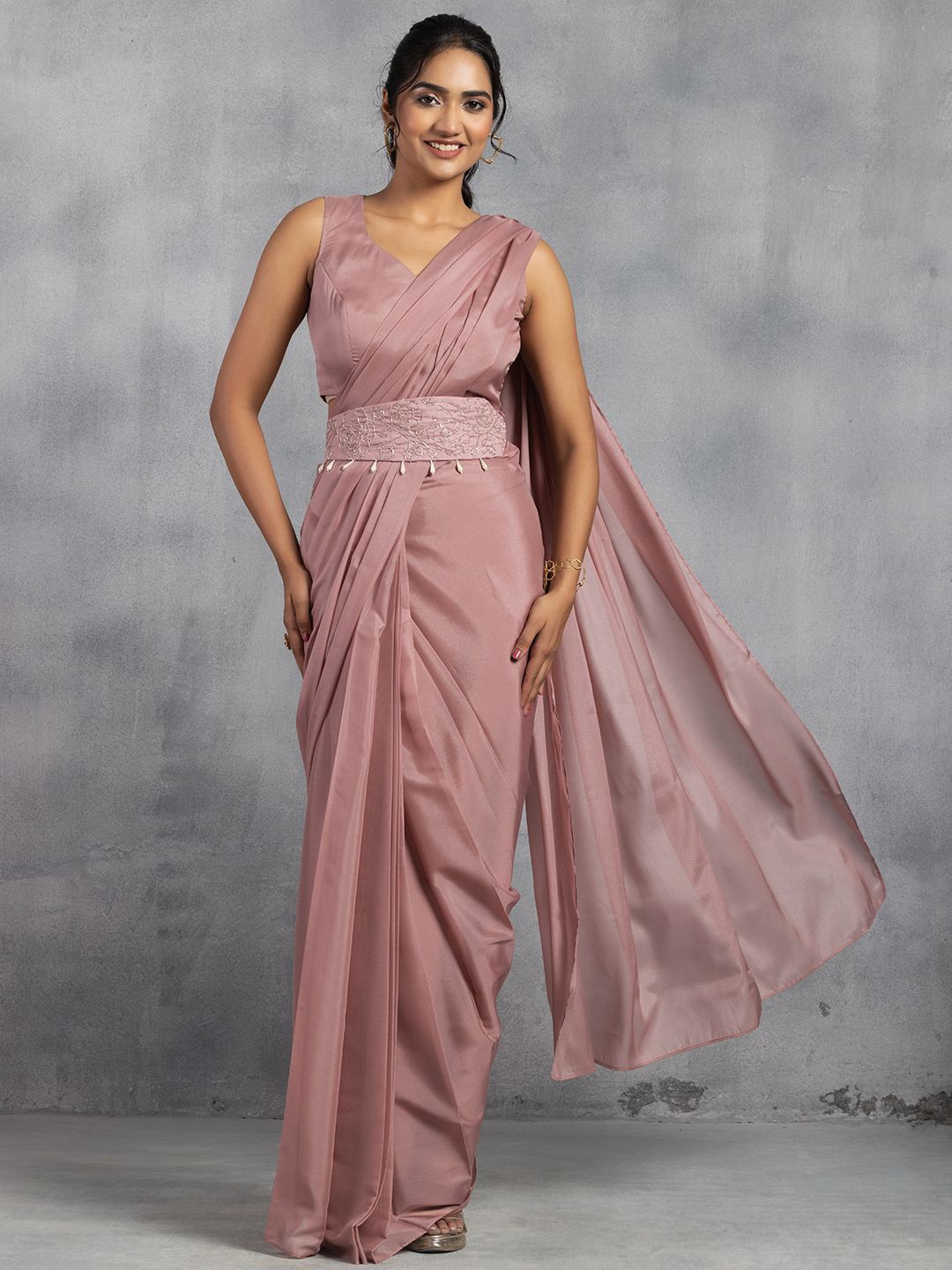 

Rang by Indya Belted Organza Saree, Pink