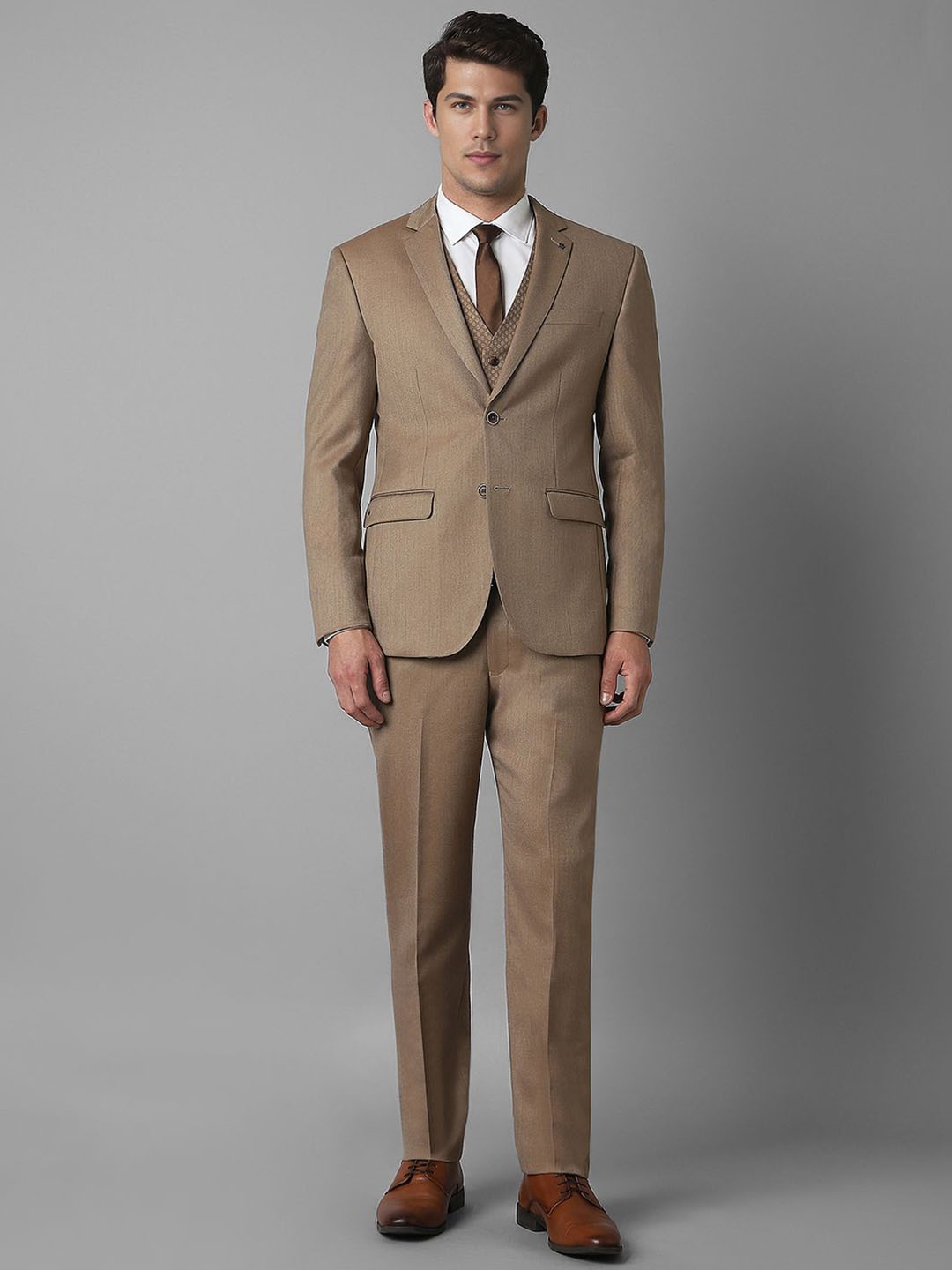 

Louis Philippe Men TexturedSlim-Fit Single-Breasted Three-Piece Formal Suit, Brown