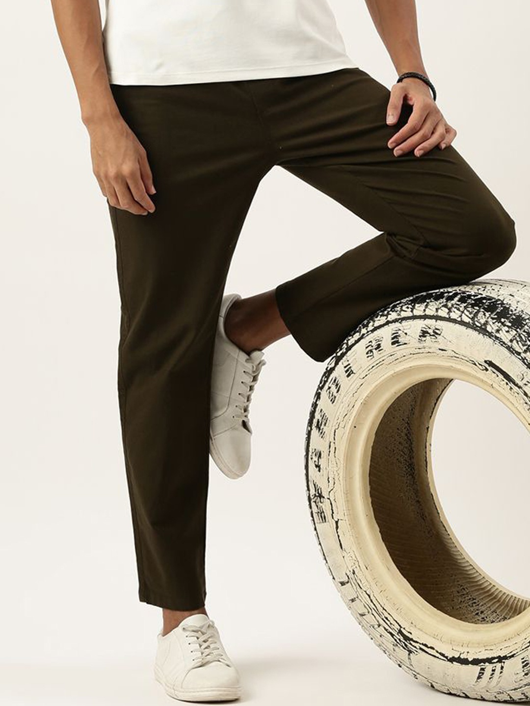 

Roadster The Lifestyle Co. Men Cotton Linen Trouser, Olive