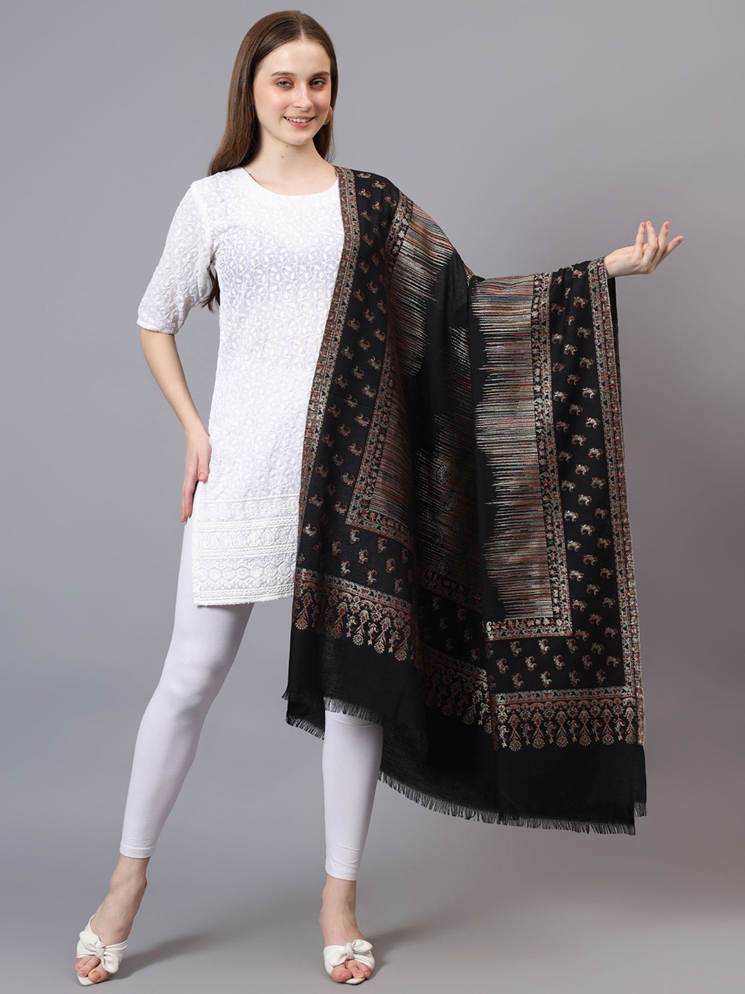 

Mizash Paisley Woven Design Woollen Shawl, Black