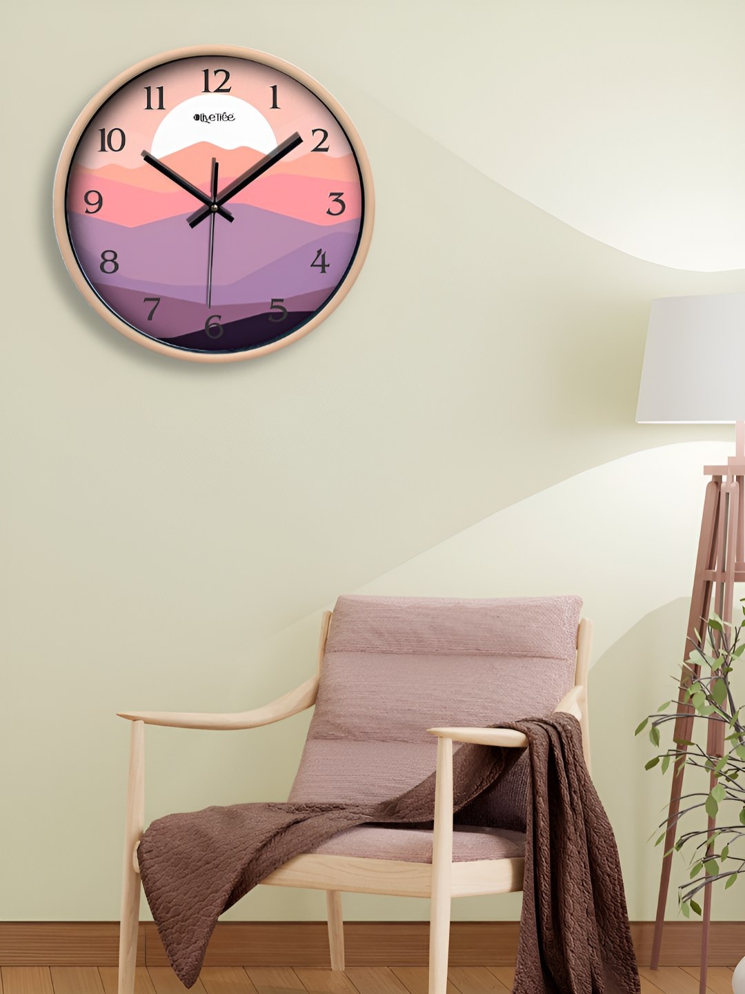 

OLIVE TREE Cream-Coloured & Pink Printed Contemporary Analogue Round Wall Clock