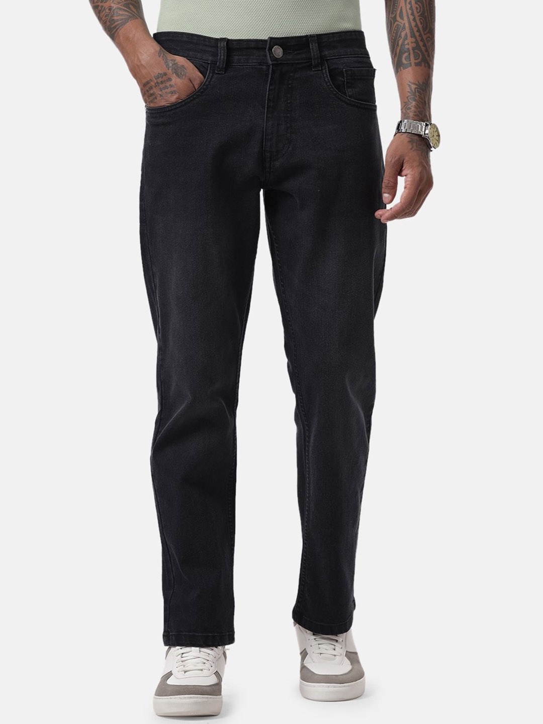 

WROGN Men Comfort Relaxed Fit Jeans, Black