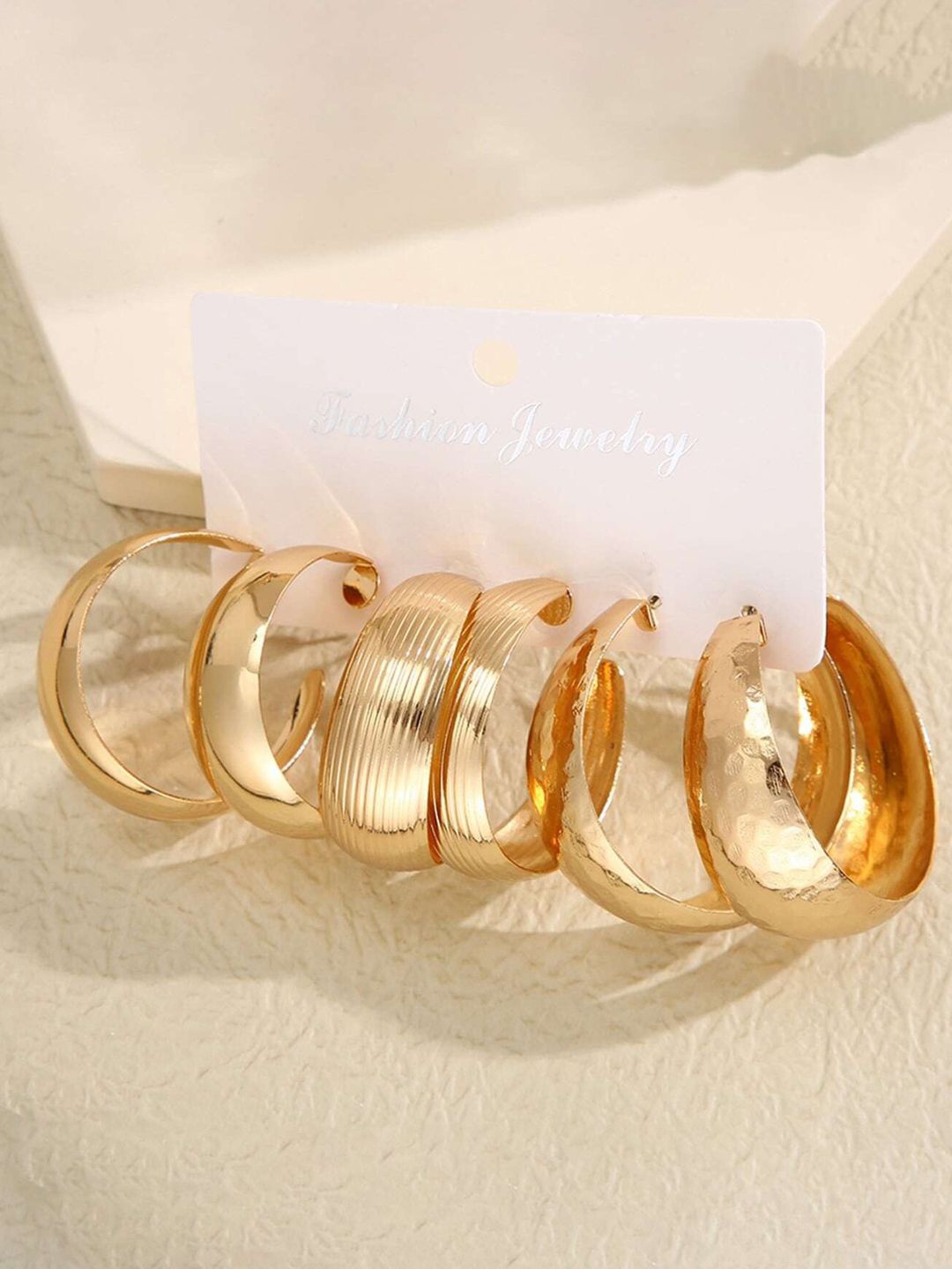 

fabula Set of 3 Half Hoop Earrings, Gold