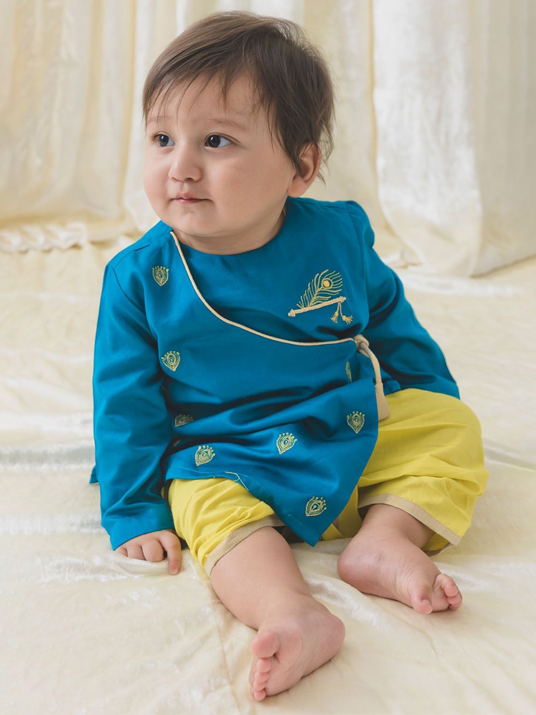 

Tiber Taber Boys Embroidered Thread Work Pure Cotton Angrakha Kurta With Dhoti Pants, Blue