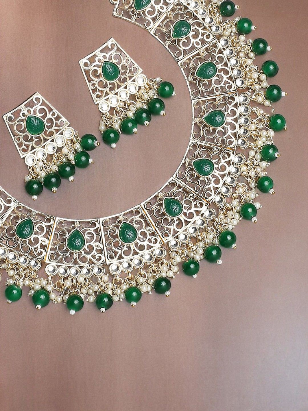 

Anouk Gold-Toned Kundan Studded & Beaded Necklace and Earrings