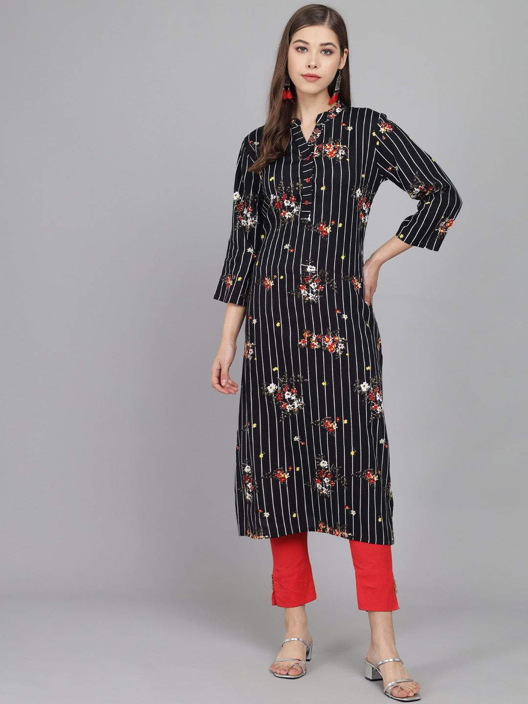 

Anouk Black Floral Printed Mandarin Collar Straight Kurta