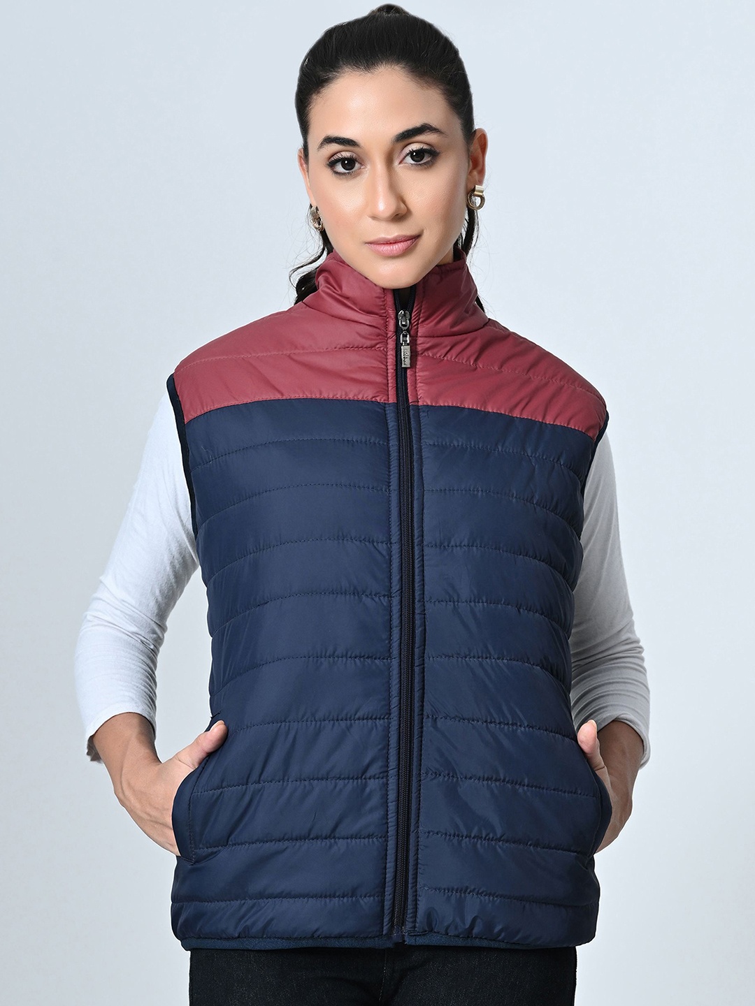 

BAESD Women Colourblocked Lightweight Quilted Jacket, Navy blue