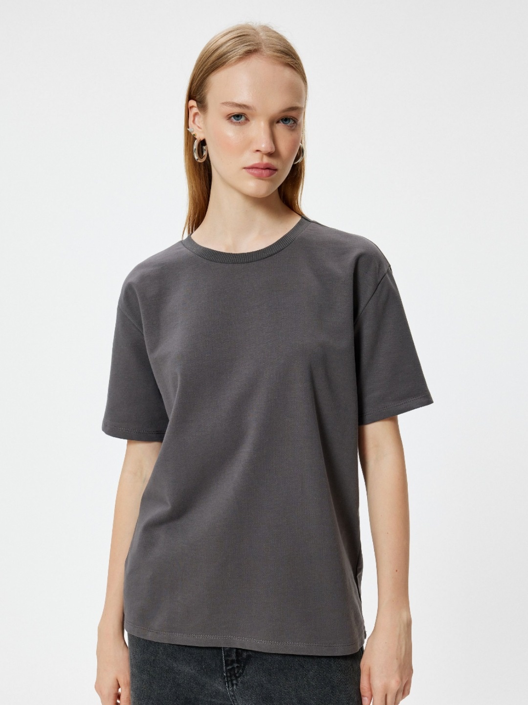 

Koton Women Solid Round Neck Cotton Oversized T-Shirt, Grey