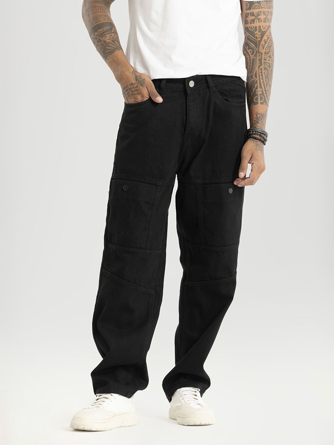 

Snitch Men Urban Loose Fit Cargos Trousers, Black