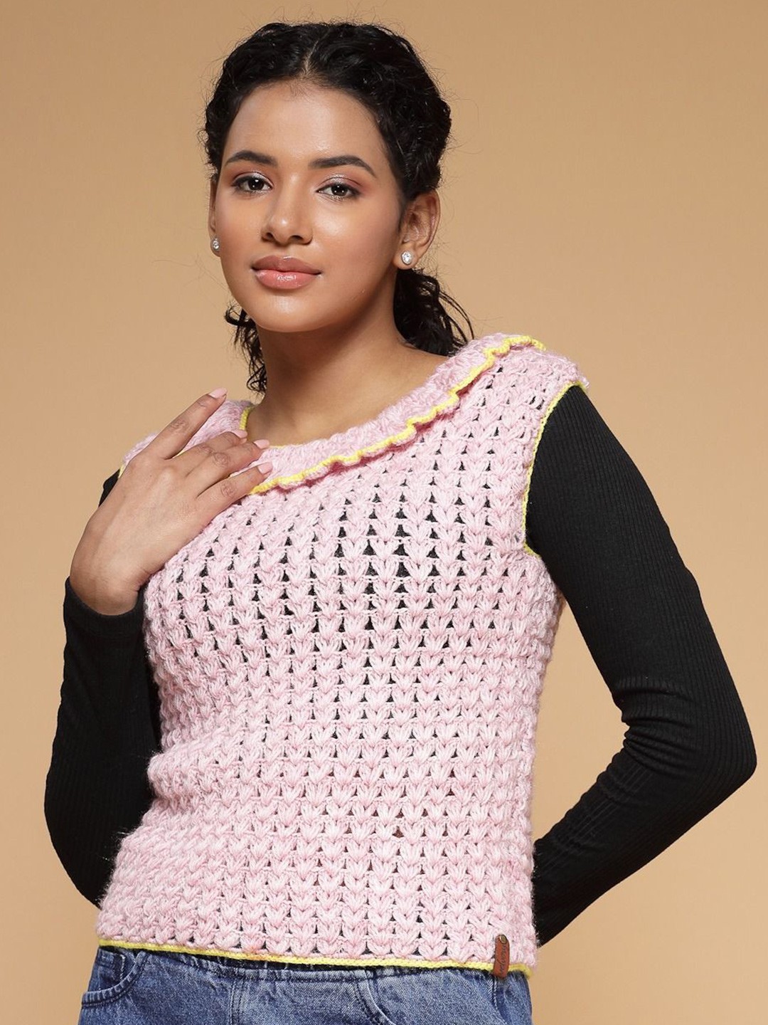 

Velvery Women Sweater Vest with Applique Detail, Pink