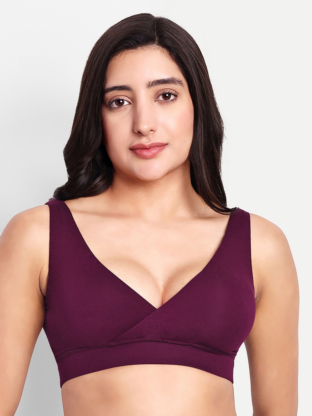 

THE MAMA KLUB Solid Medium Coverage Non-Wired Removable Padding Bra, Burgundy