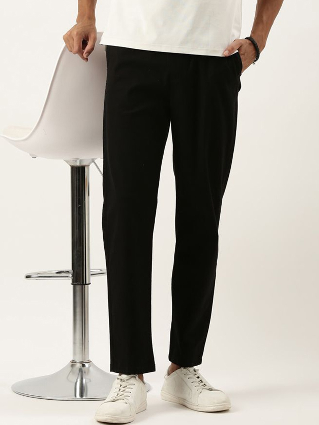 

Roadster The Lifestyle Co. Men Cotton Linen Trouser, Black