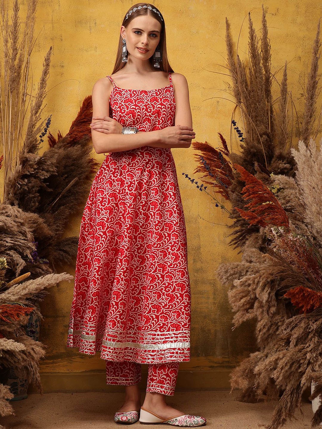 

indo street Floral Printed Shoulder Straps Anarkali Kurta with Trousers, Red