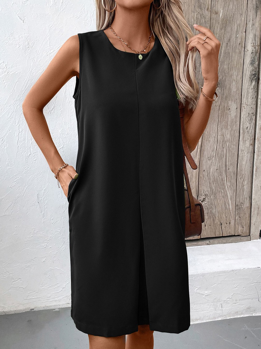 

StyleCast x Revolte Women Sleeveless A-Line Dress, Black