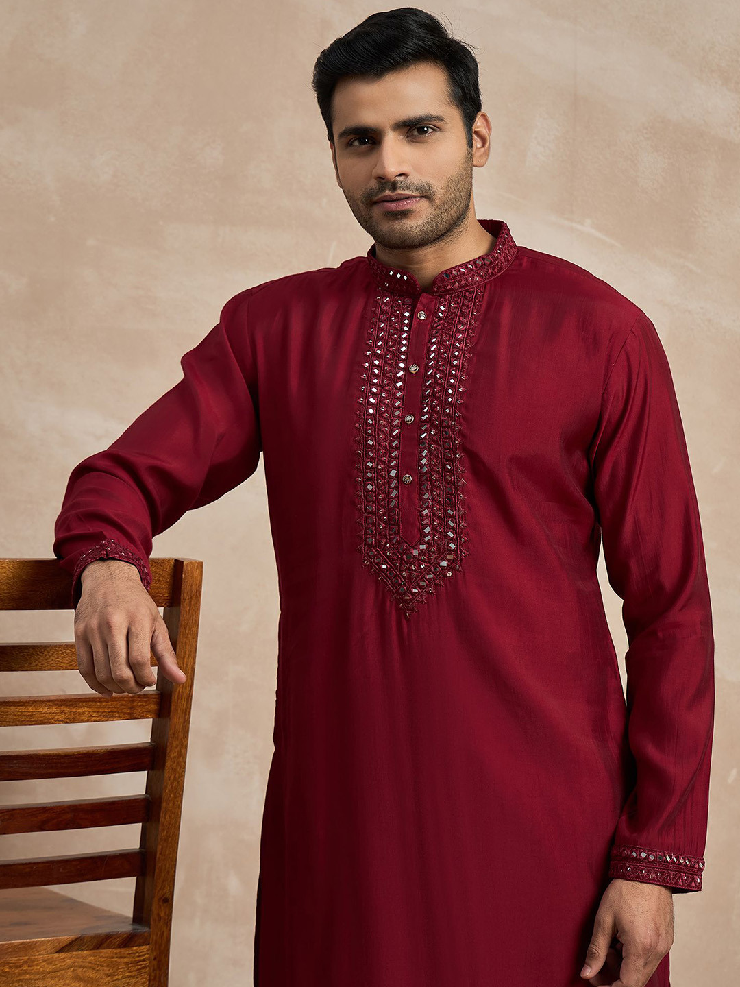 

Anouk Maroon Mandarin Collar Mirror Work Straight kurta