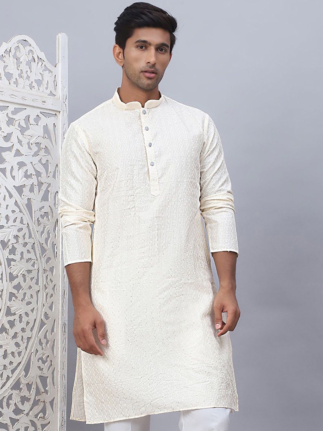 

Anouk Gold-Toned Geometric Embroidered Sequinned Silk Cotton Straight Kurta