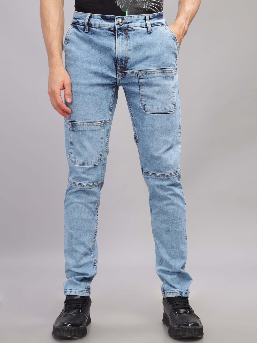 

TOMHIDDLE Men Straight Motion Man Mid-Rise Heavy Fade Jeans, Blue
