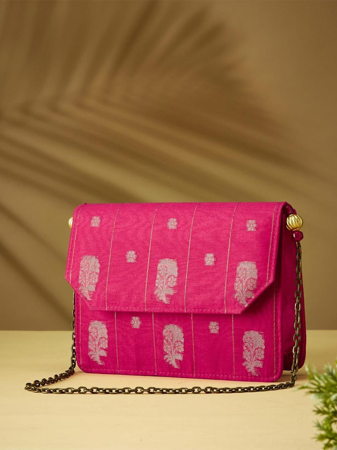 

Fabindia Brocade Printed Purse Clutch, Pink