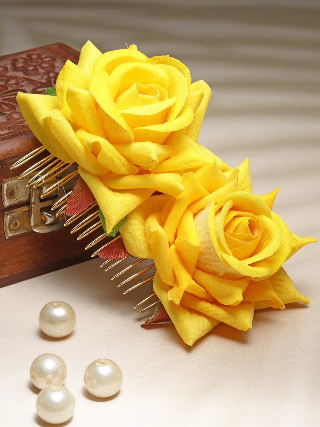 

VOGUE HAIR ACCESSORIES Women Comb Pin, Yellow