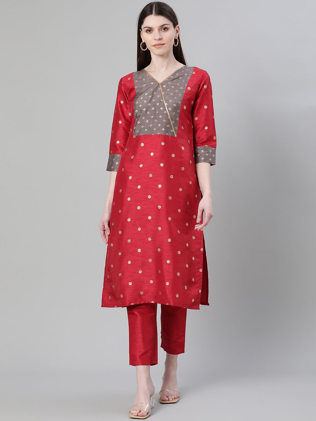 

ZIYAA Red Ethnic Motifs Foil Printed Regular Kurta With Trousers