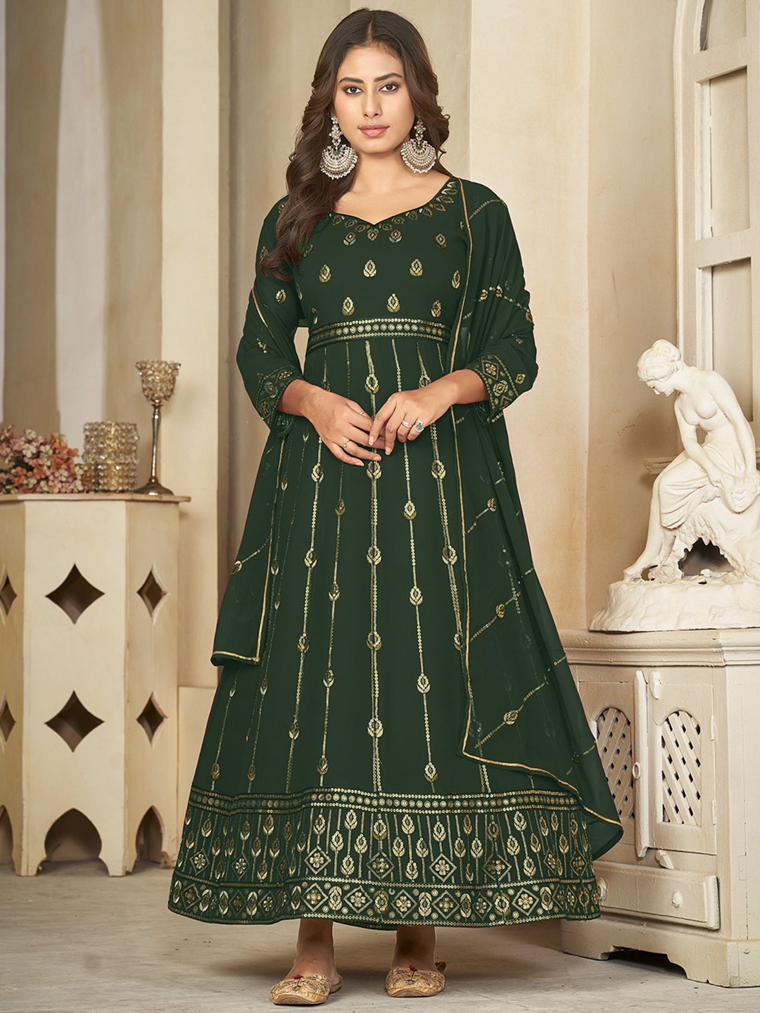 

Warthy Ent Floral Embroidered Sequinned Semi-Stitched Dress Material, Green