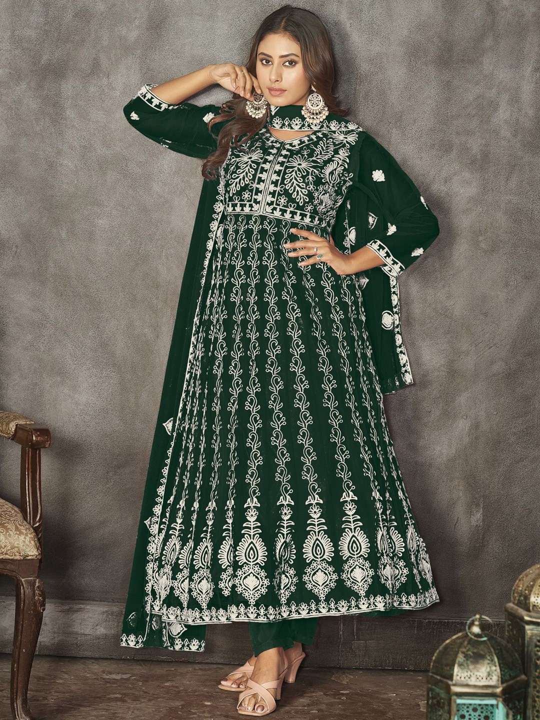 

Warthy Ent Floral Embroidered Net Semi-Stitched Dress Material, Green