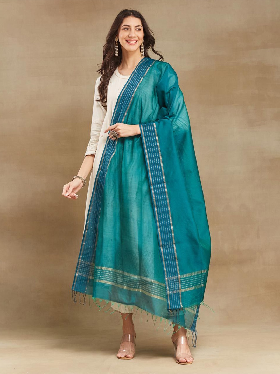 

Fabindia Woven Design Zari Dupatta, Teal