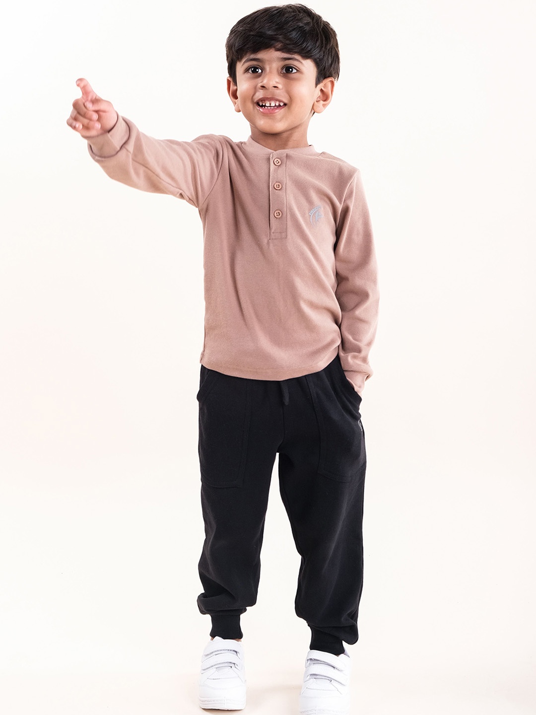 

KiddoPanti Boys Henley Neck Pure Cotton T-Shirt & Joggers, Beige
