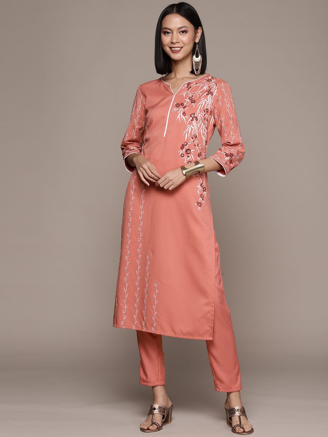 

ZIYAA Peach Coloured Floral Printed Regular Beads and Stones Kurta with Trousers